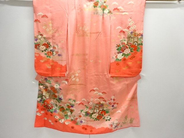 JAPANESE KIMONO / ANTIQUE KIMONO / FLORAL PATTERNS A GOSHO-GURUMA ()